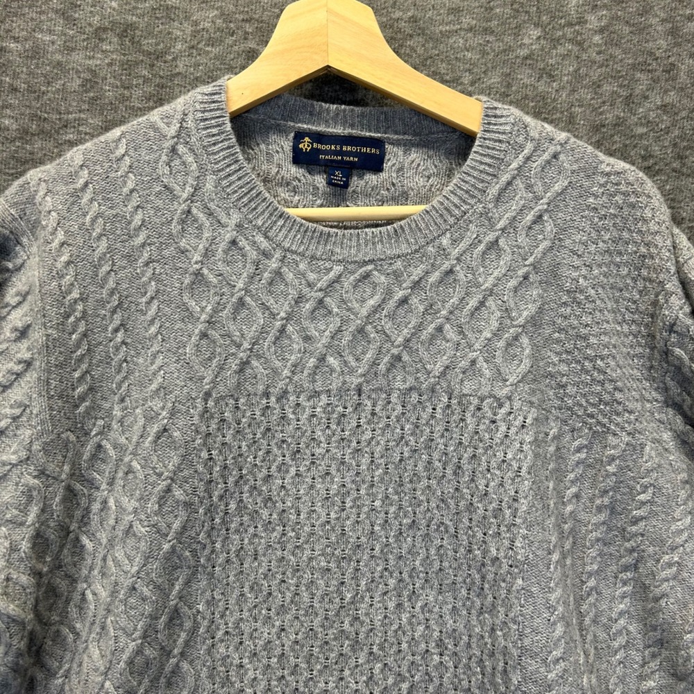 Brooks Brothers Mens XL Grey Merino Wool Blend Italian Yarn Cable Knit Sweater